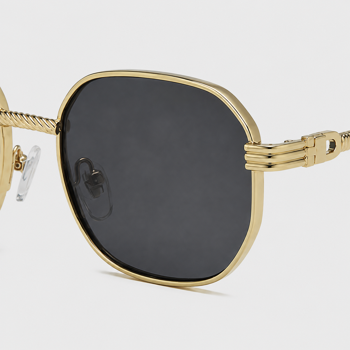 Gilt | Black