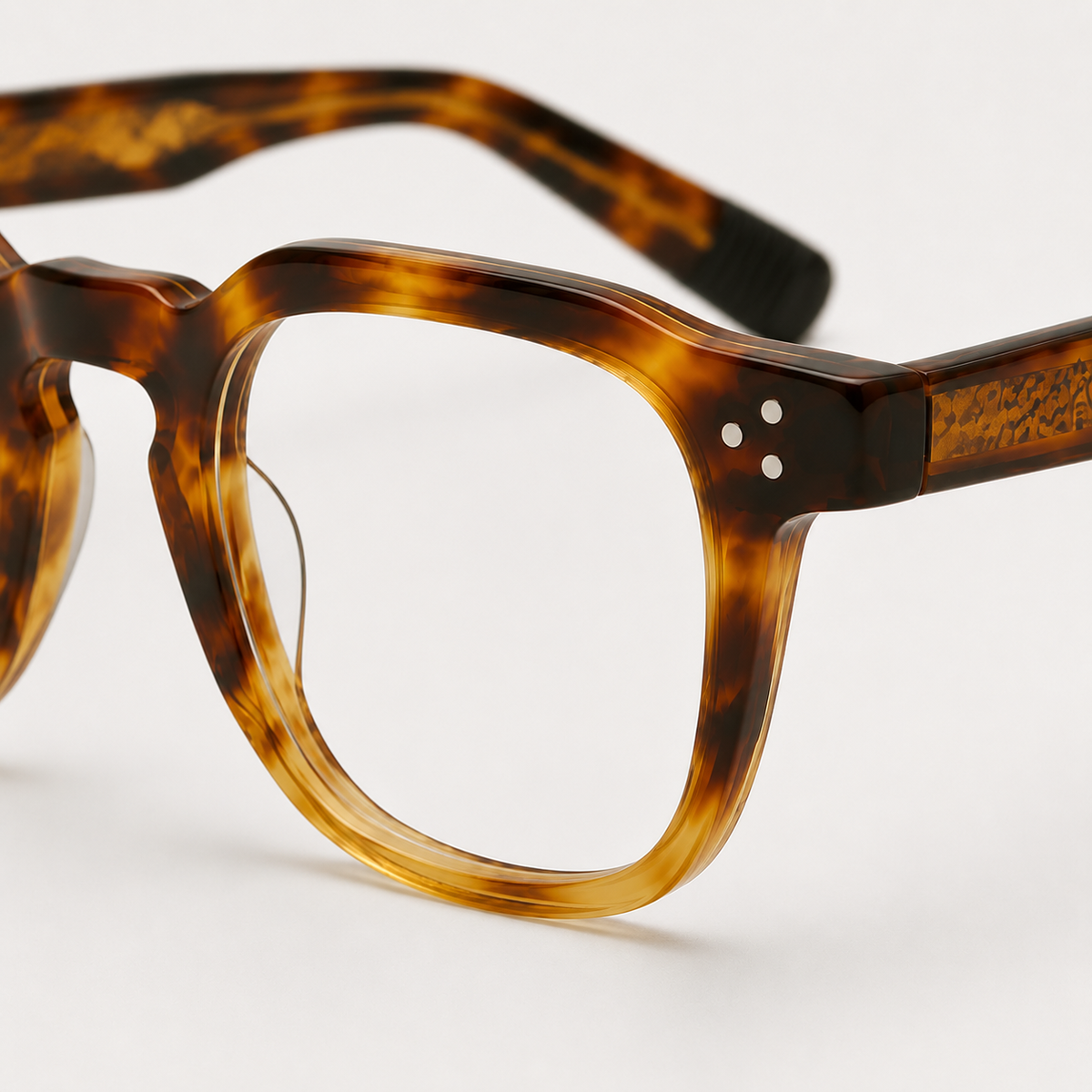 Lume | Tortoiseshell