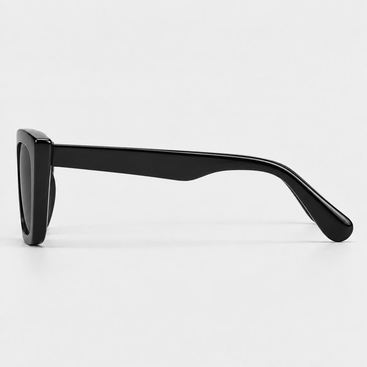 Vixen | Black