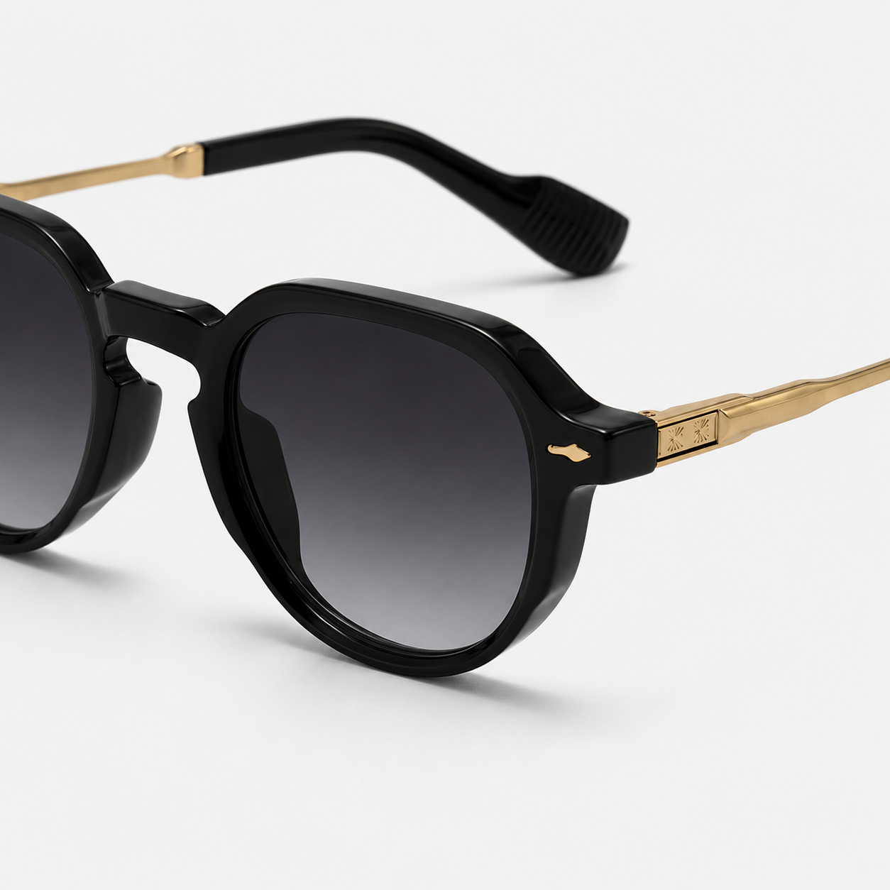 Noir | Black
