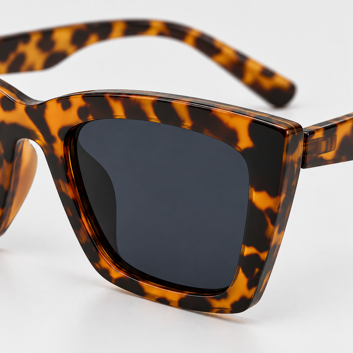 Vixen | Tortoiseshell